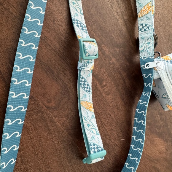 NWOT Frenchie Bulldog Surf leash, collar, and poop bag holder - Picture 5 of 7